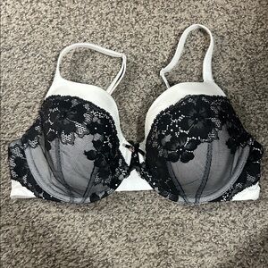 Victoria's Secret Black and Cream Lace Body by Victoria perfect coverage